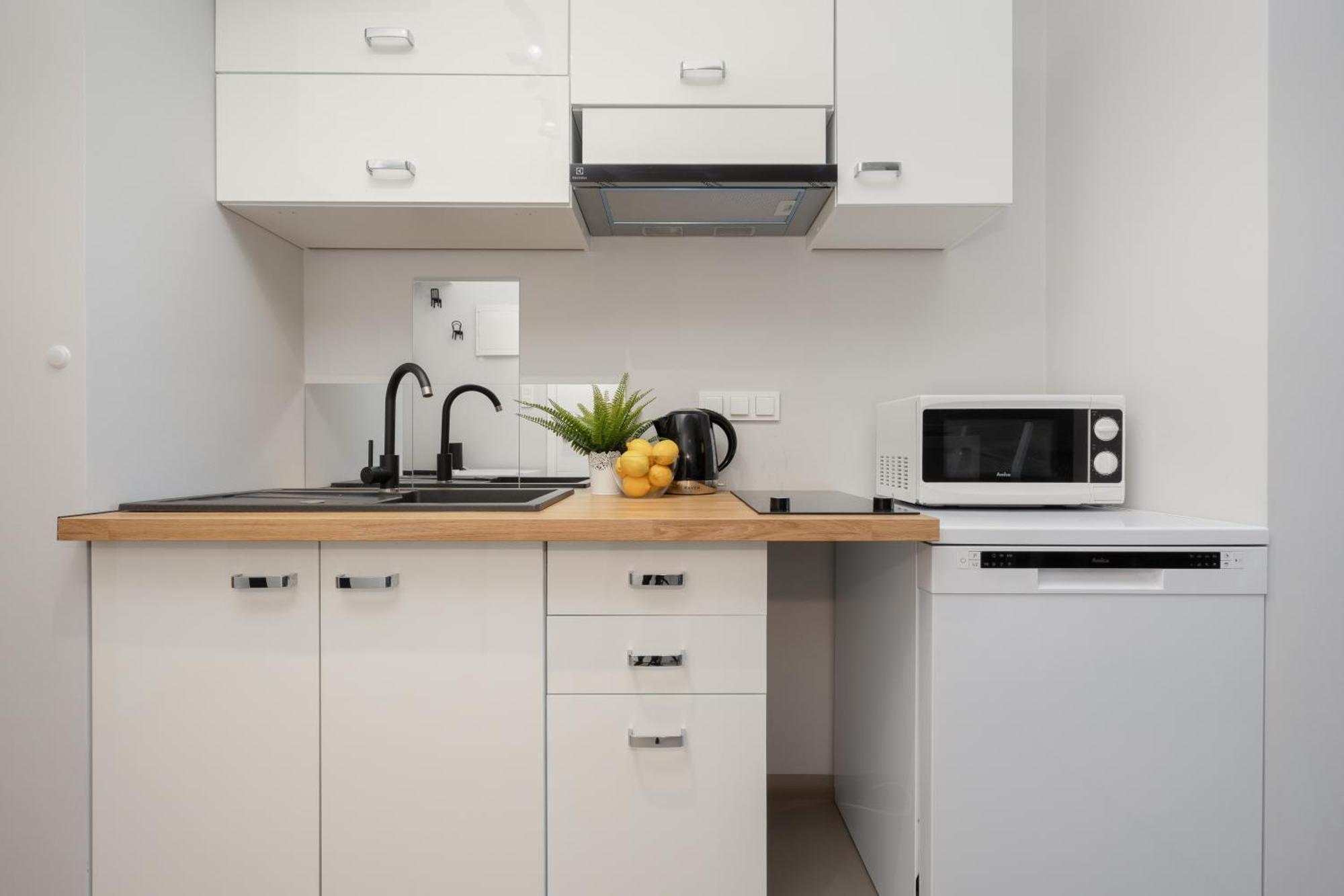 Warsaw Praga Kokoryczki Apartments With Parking By Noclegi Renters Extérieur photo